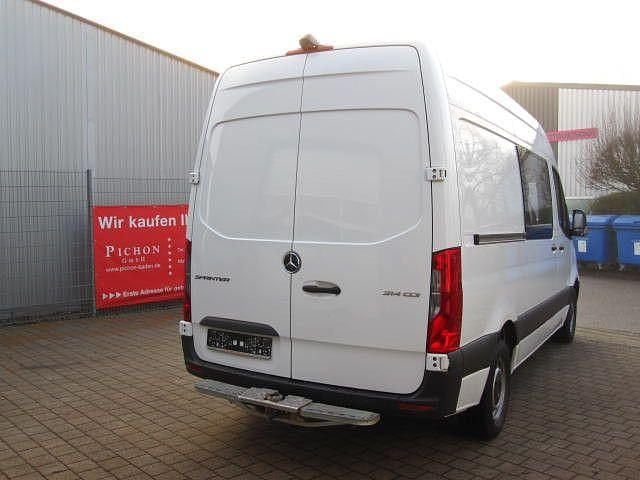 Używany Mercedes Sprinter 143 KM (105 kW) 2021 Biały Van