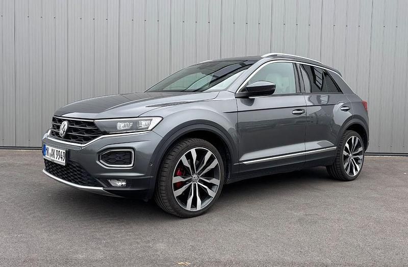 Grau Gebraucht 2017 VW T-Roc Sport SUV | 18.000 € (Fairer Preis) - Bild 1/4