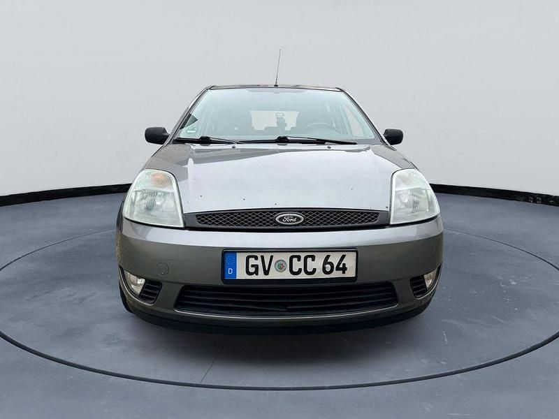 Gebraucht Ford Fiesta 80 PS (58 kW) 2002 Grau Kleinwagen