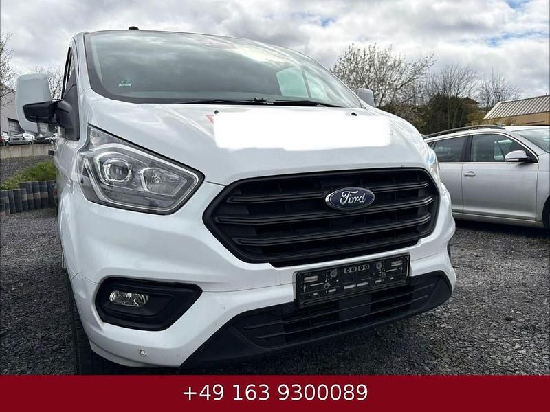 Gebraucht Ford Transit Trend 131 PS (96 kW) 2019 Weiß Kombi