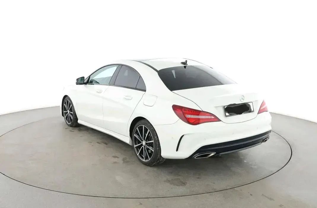 Gebraucht Mercedes 250 210 PS (154 kW) 2017 Weiß Coupé