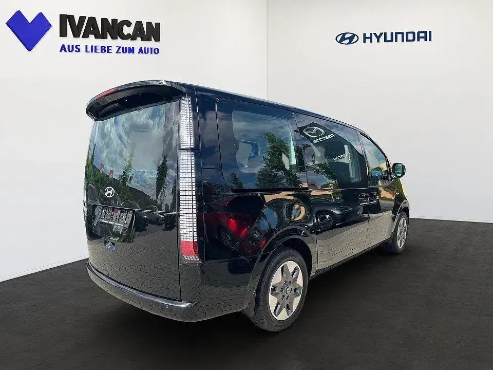 Neu Hyundai Staria Trend 225 PS (165 kW) 2025 Schwarz Van / Kleinbus