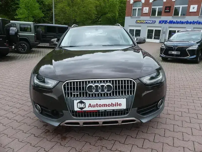 Używany Audi A4 Allroad 190 KM (139 kW) 2015 Brązowy Kombi