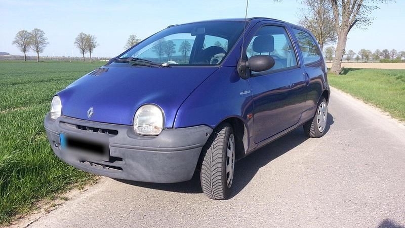Second-hand Renault Twingo 58 CP (42 kW) 2000 Hatchback