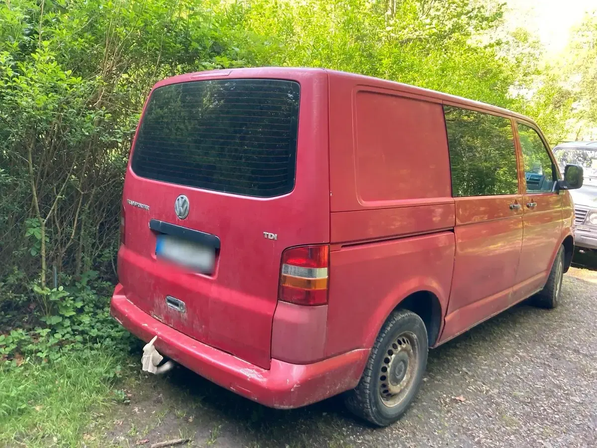 Gebraucht VW Multivan 105 PS (77 kW) 2004 Rot Van / Kleinbus