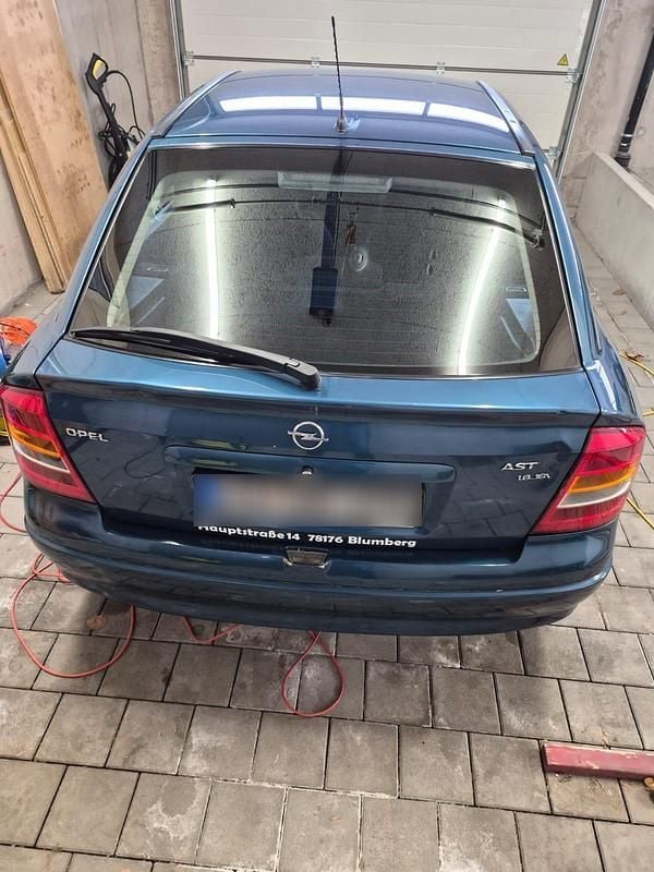 Gebraucht Opel Astra 100 PS (73 kW) 2001 Grün Limousine