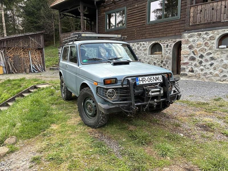 Gebraucht Lada niva 64 PS (47 kW) 2004 SUV