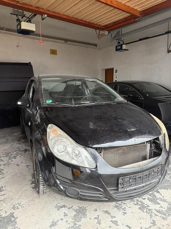 Schwarz Gebraucht 2007 Opel Corsa Kleinwagen | 249 € (Superpreis) - Bild 1/4