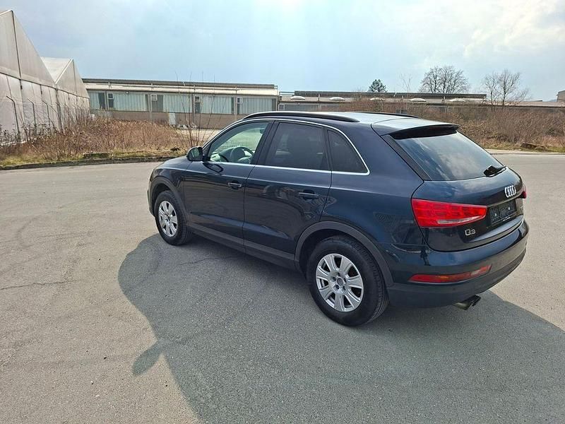 Gebraucht Audi Q3 Basis 150 PS (110 kW) 2018 Blau SUV