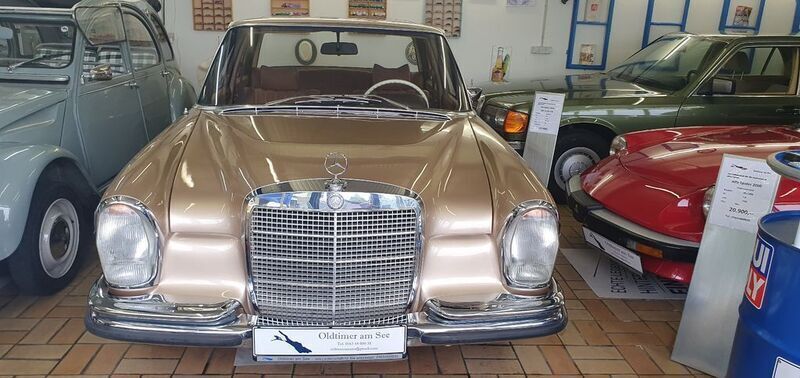 Gold Gebraucht 1972 Mercedes 280 SE Limousine | 26.900 € - Bild 1/4