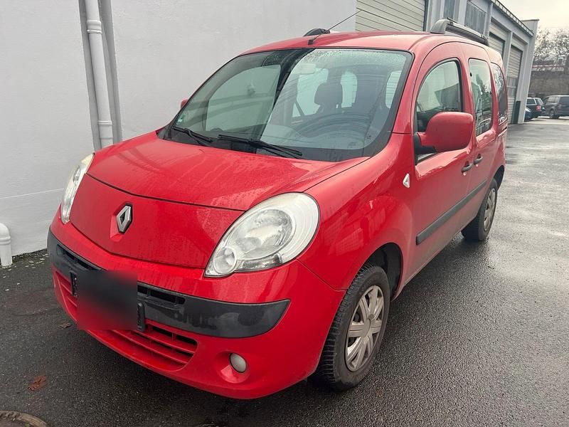 Rot Gebraucht 2011 Renault Kangoo Kombi | 3.800 € (Fairer Preis) - Bild 1/4