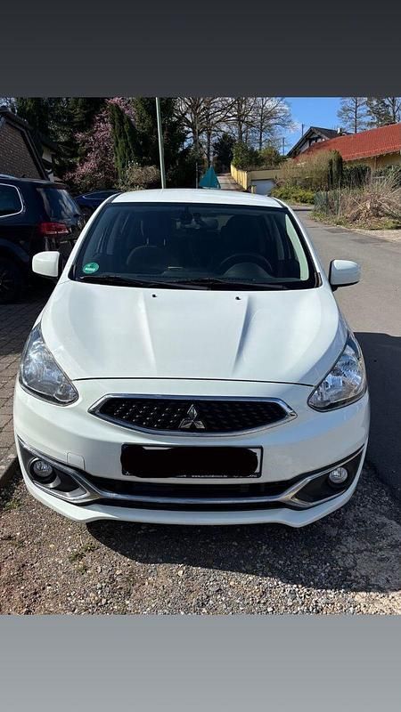 Weiß Gebraucht 2018 Mitsubishi Space Star Top Kleinwagen | 6.399 € (Guter Preis) - Bild 1/4