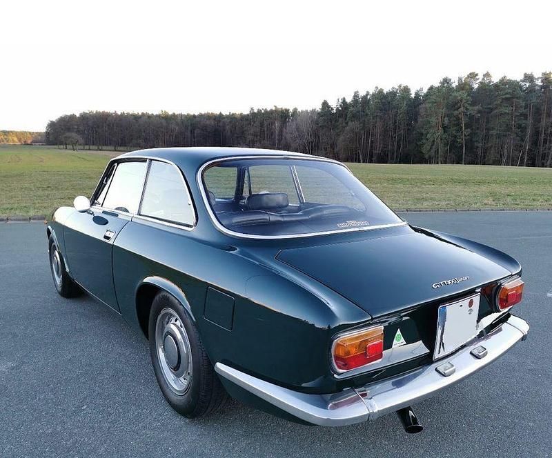 Gebraucht Alfa Romeo GT Junior 87 PS (63 kW) 1972 Grün Limousine
