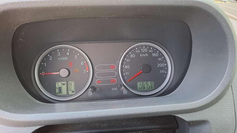 Grün Gebraucht 2005 Ford Fusion Limousine | 2.700 € (Fairer Preis) - Bild 1/4