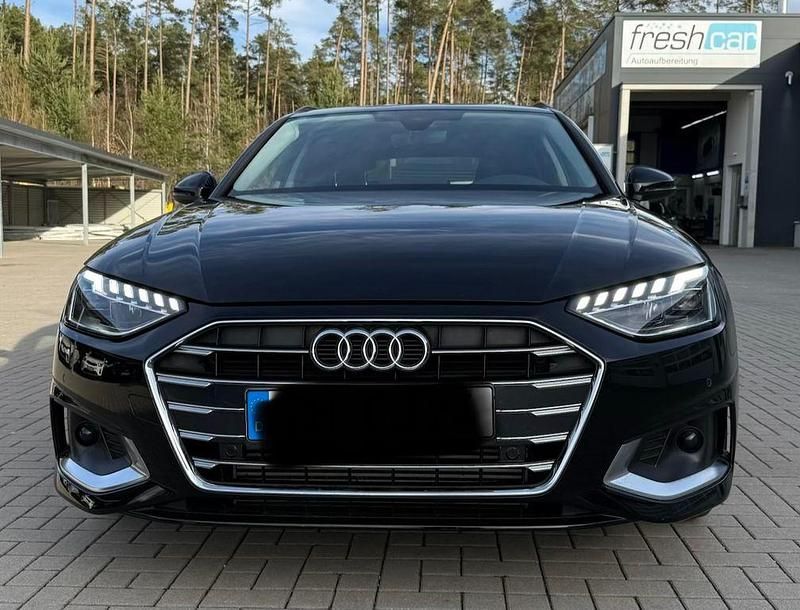 Gebraucht Audi A4 Advanced Plus 150 PS (110 kW) 2023 Schwarz Kombi