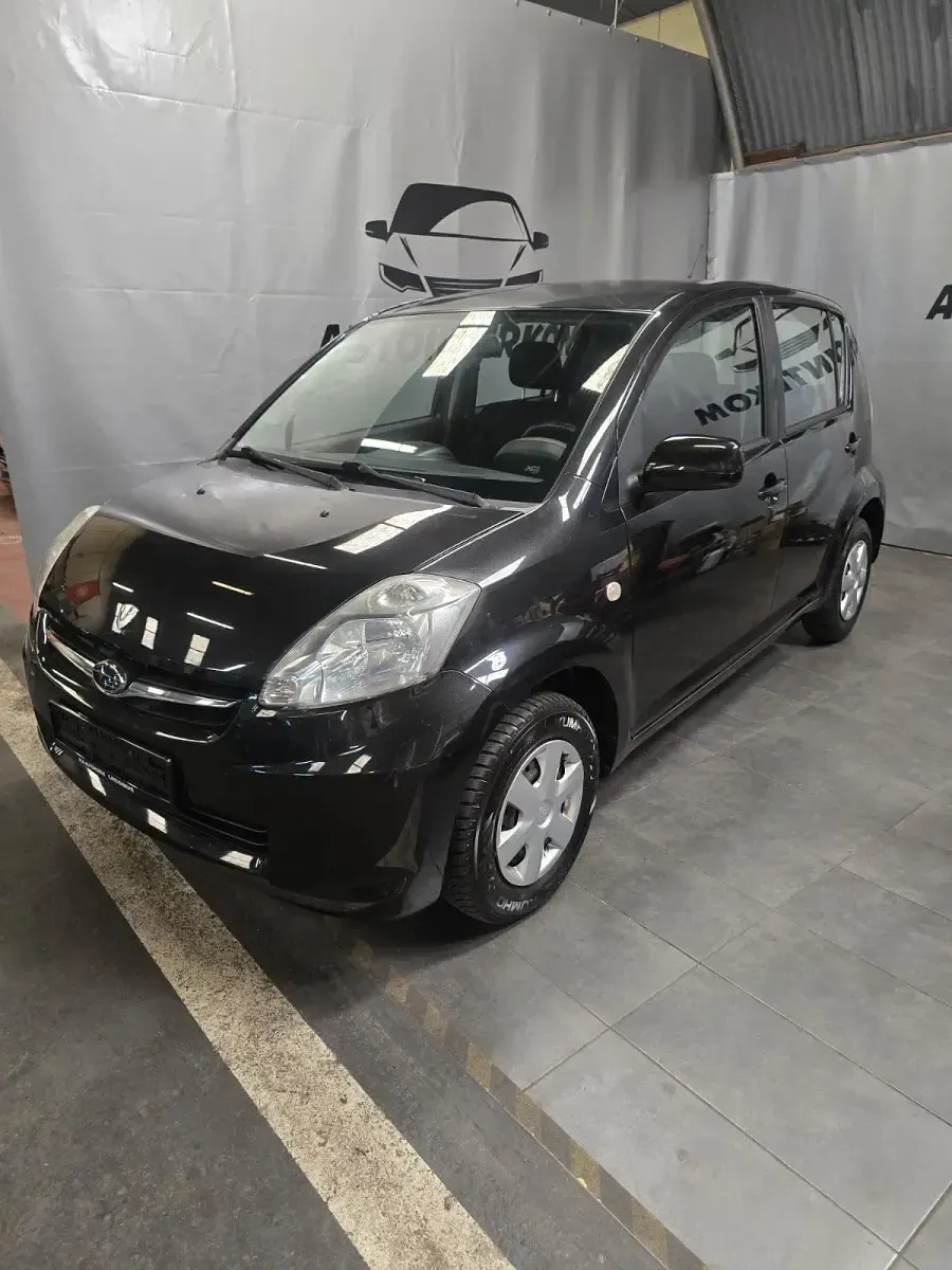 Gebraucht Subaru Justy 70 PS (51 kW) 2009 Schwarz Kleinwagen