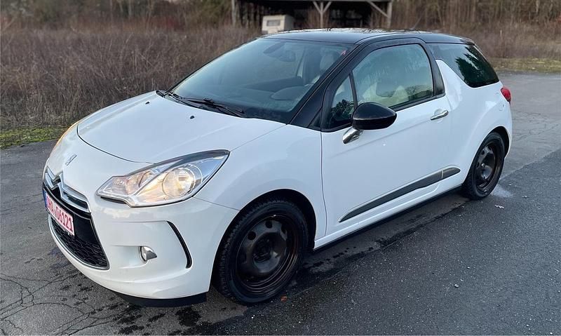 Gebraucht Citroën DS3 So Chic 120 PS (88 kW) 2011 Weiß Kleinwagen