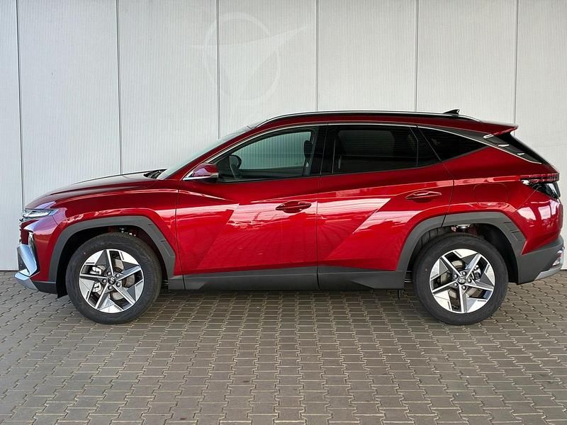 Neu Hyundai Tucson 160 PS (117 kW) 2025 Ultimate red metallic SUV