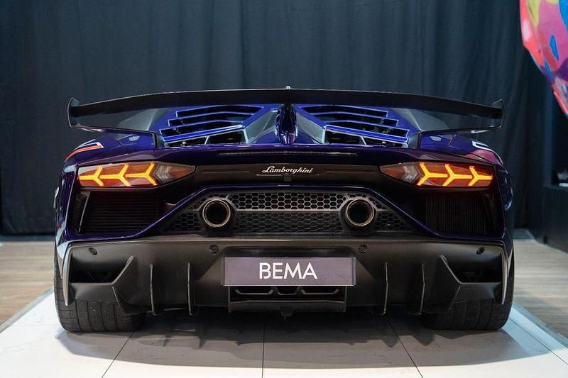 Usata Lamborghini Aventador 770 CV (566 kW) 2019 Viola