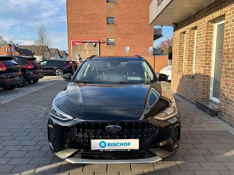 Gebraucht Ford Focus Active 125 PS (91 kW) 2024 Schwarz Limousine