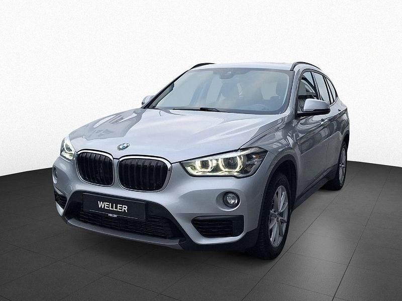 Gebraucht BMW X1 Advantage 231 PS (169 kW) 2017 Glaciersilber (silber) SUV