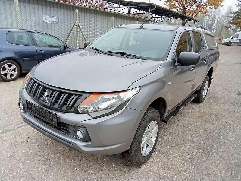 Grau Gebraucht 2017 Mitsubishi L200 Basis Abholung | 14.900 € (Superpreis) - Bild 1/4