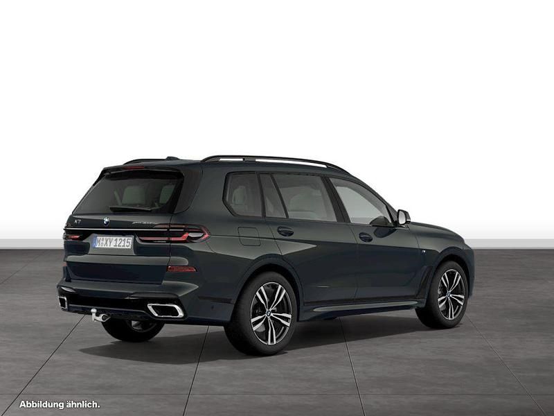 Gebraucht BMW X7 Shadowline 340 PS (250 kW) 2025 Dravitgrau metallic SUV