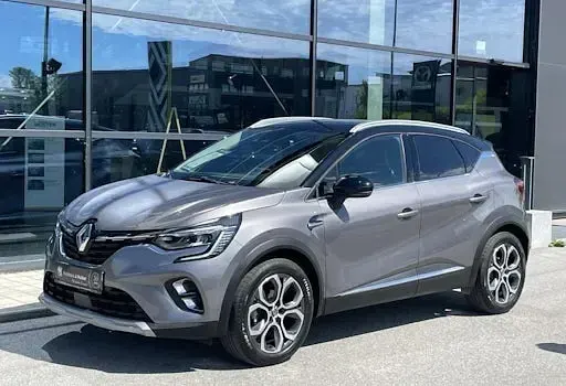 Używany Renault Captur Edition One 140 KM (102 kW) 2021 Szary SUV