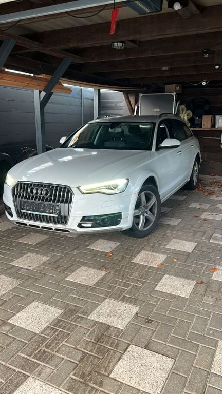 Weiß Gebraucht 2017 Audi A6 Allroad Kombi | 17.900 € (Superpreis) - Bild 1/4