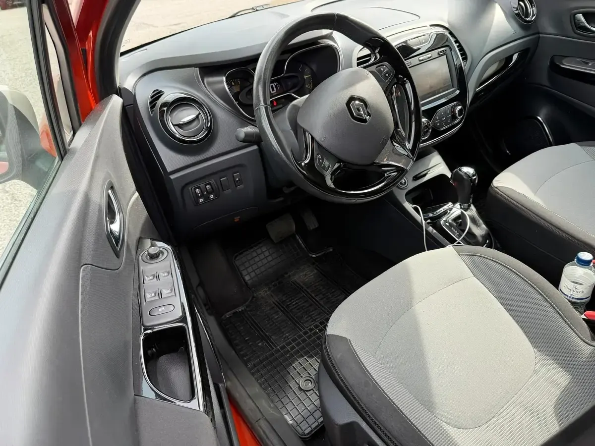 Occasion Renault Captur 120 ch (88 kW) 2014 Orange SUV
