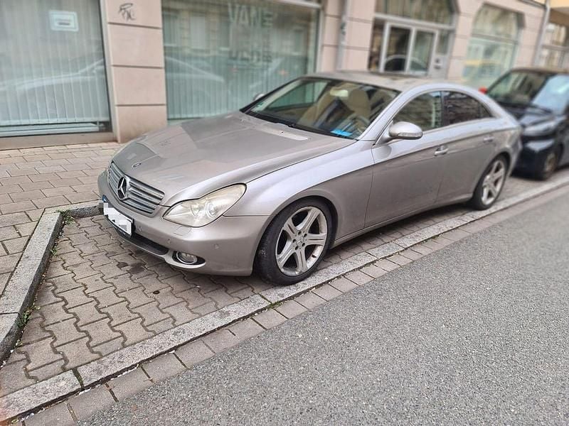 Gebraucht Mercedes CLS320 224 PS (164 kW) 2006 Silber Limousine