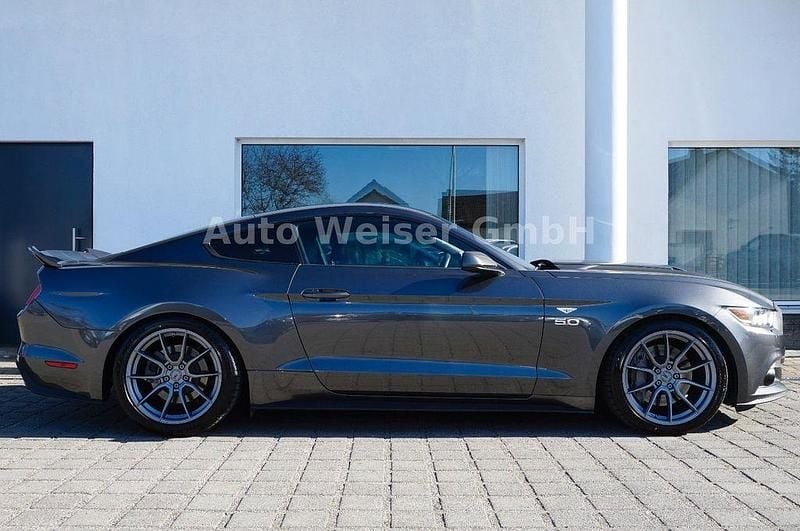 Gebraucht Ford Mustang GT 420 PS (308 kW) 2017 Grau Coupé
