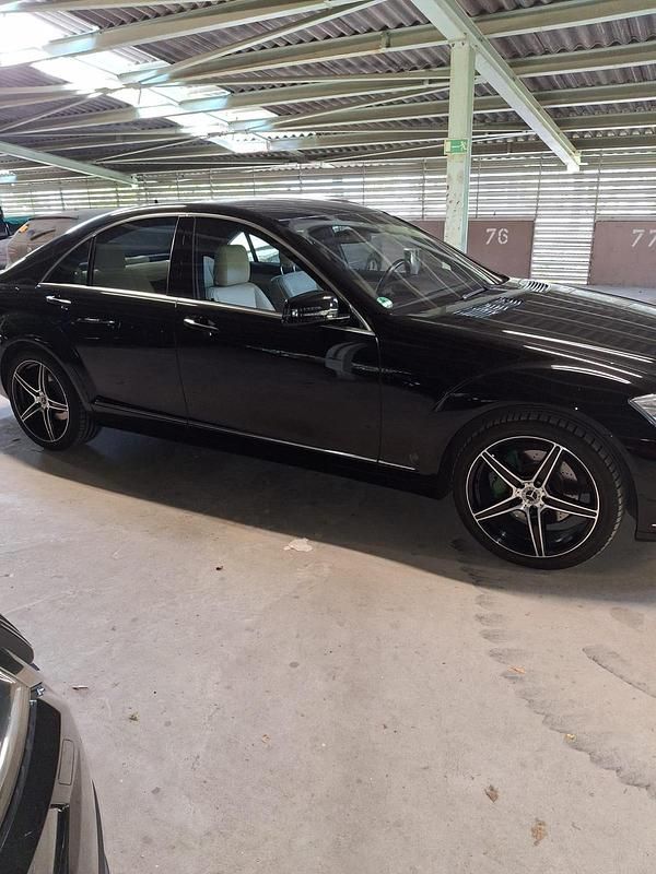 Gebraucht Mercedes S350 306 PS (225 kW) 2012 Schwarz Limousine