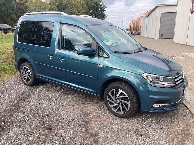 Grün Gebraucht 2018 VW Caddy Join Van / Kleinbus | 14.900 € (Superpreis) - Bild 1/4