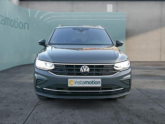 Gebraucht VW Tiguan Move 150 PS (110 kW) 2024 Grau SUV