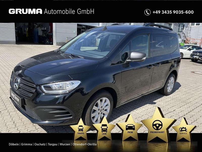 Schwarz Gebraucht 2022 Mercedes Citan 110 Kombi | 21.400 € (Fairer Preis) - Bild 1/4