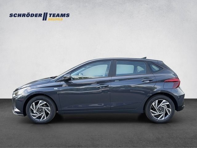 Gebraucht Hyundai i20 Trend 101 PS (74 kW) 2024 Grau Kleinwagen