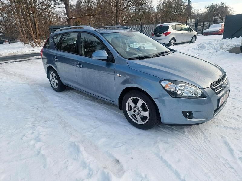 Gebraucht Kia Ceed 143 PS (105 kW) 2007 Grau Kleinwagen