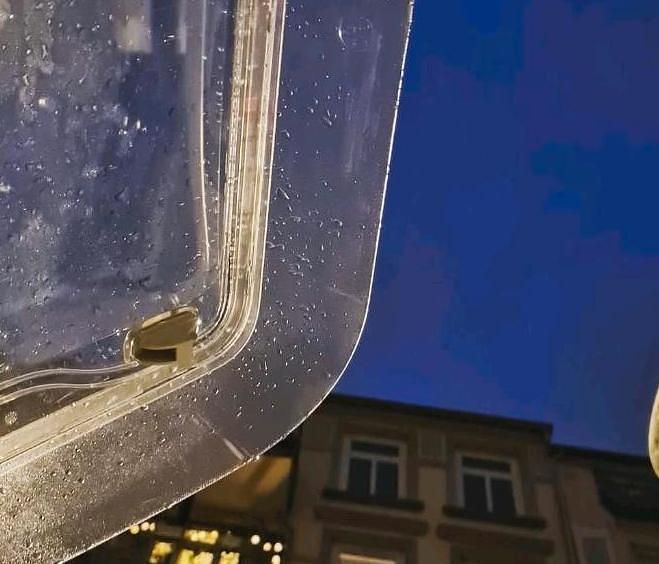 Gebraucht Opel Vivaro 110 PS (80 kW) 2008 Weiß Van / Kleinbus