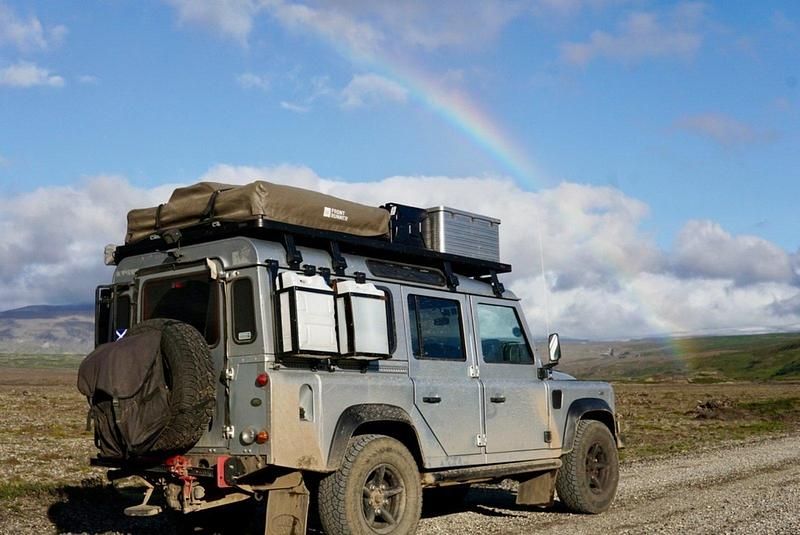 Silber Gebraucht 2007 Land Rover Defender SUV | 37.000 € - Bild 1/4