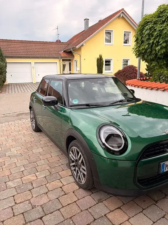 Gebraucht Mini Cooper S Classic 204 PS (150 kW) 2025 Grün Kleinwagen