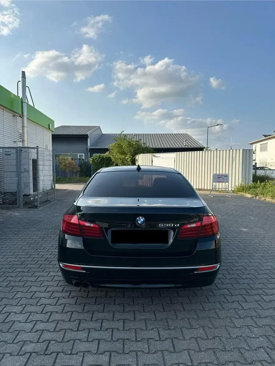 Gebraucht BMW 530 258 PS (189 kW) 2014 Schwarz Limousine