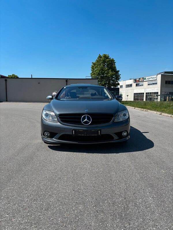 Grau Gebraucht 2006 Mercedes CL500 Coupé | 19.000 € (Etwas zu teuer) - Bild 1/4