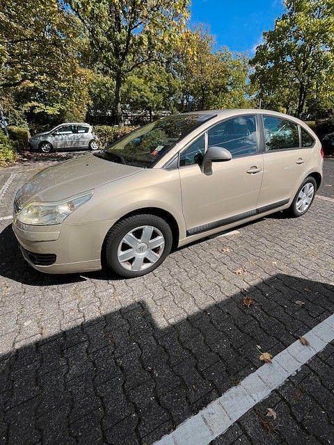 Beige Gebraucht 2007 Citroën C4 Comfort Limousine | 2.900 € (Teuer) - Bild 1/4