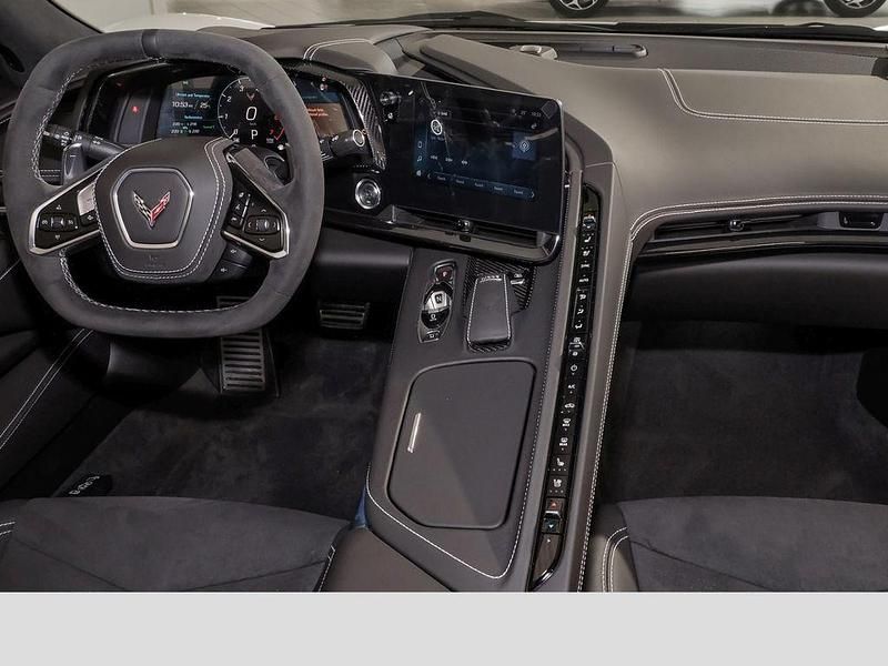 Gebraucht Corvette Stingray 481 PS (353 kW) 2024 Rot Cabrio