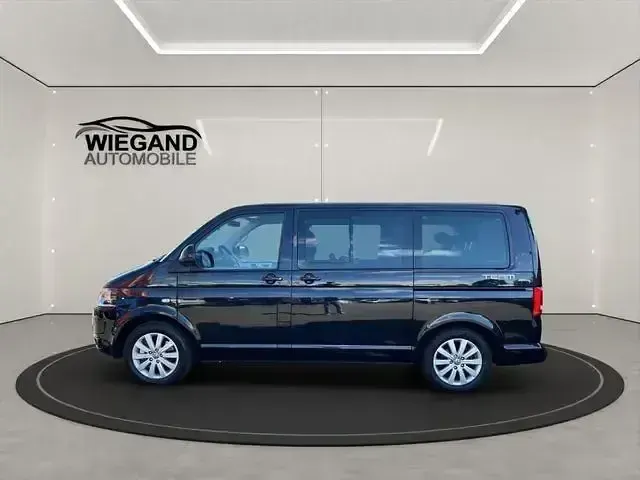 Usado VW Multivan Comfortline 2011 Andere Monovolumen