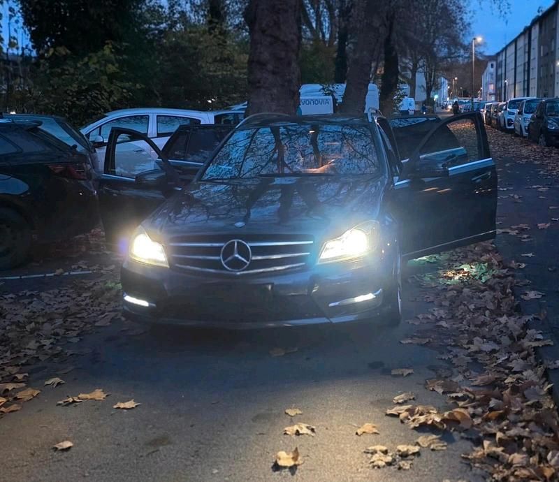 Andere farben Gebraucht 2011 Mercedes C250 AMG Kombi | 8.900 € (Guter Preis) - Bild 1/4