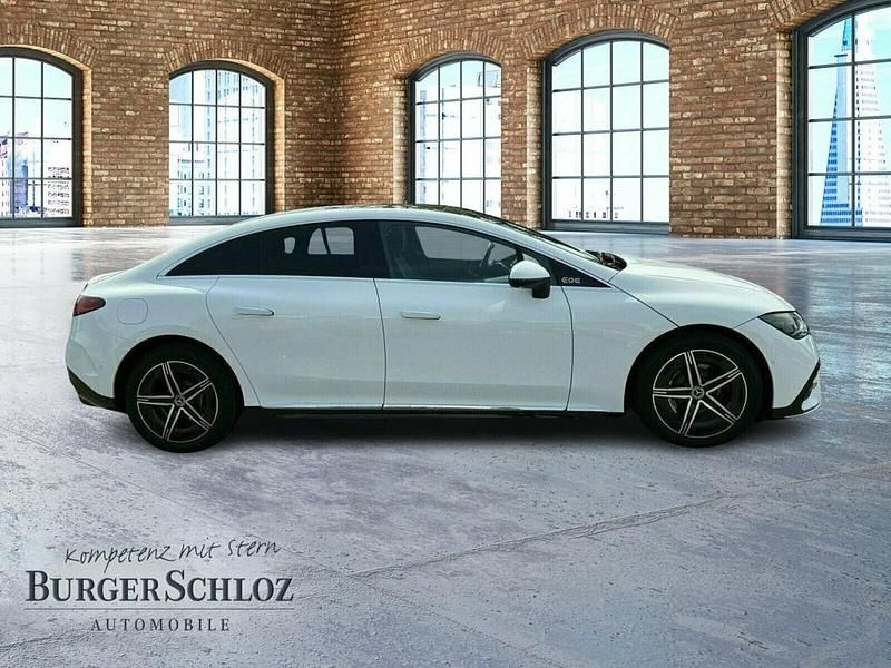 Gebraucht Mercedes EQE300 AMG 180 kW (245 PS) 2023 Unilack polarweiß Limousine