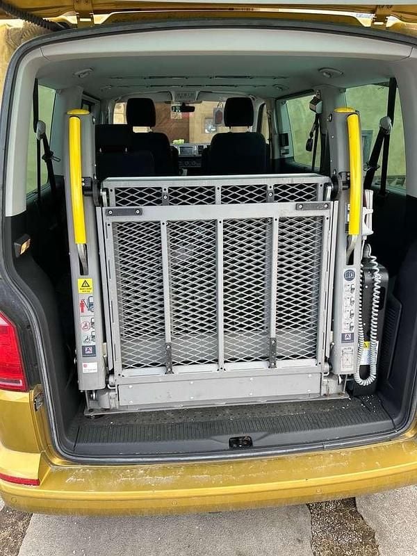 Gebraucht VW T6 150 PS (110 kW) 2019 Gold Van