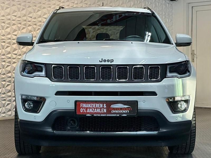Gebraucht Jeep Compass Limited 140 PS (102 kW) 2019 White clear coat SUV
